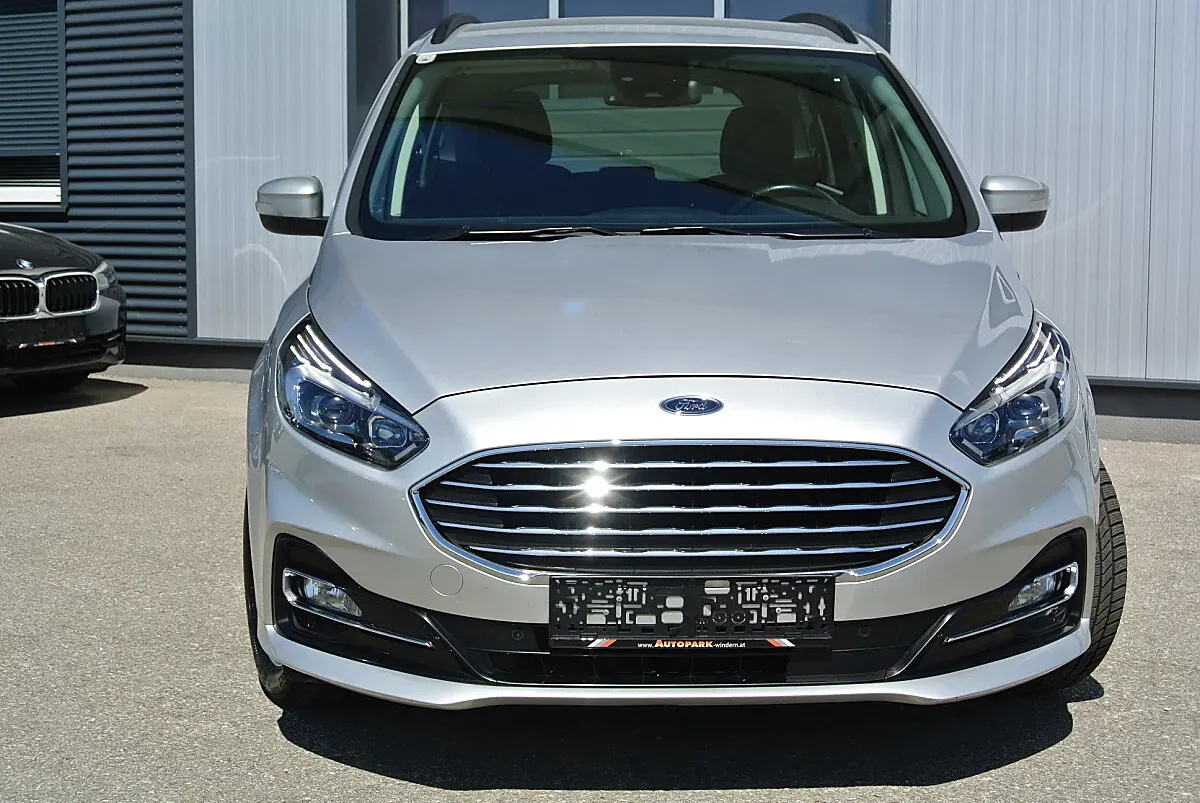 Ford Galaxy 2022 photo 3