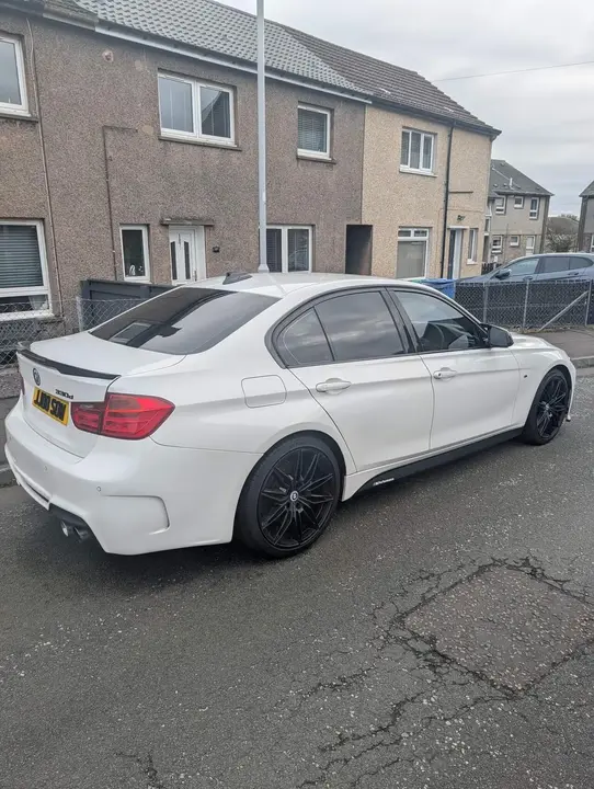 BMW 3 Series 2013 photo 3