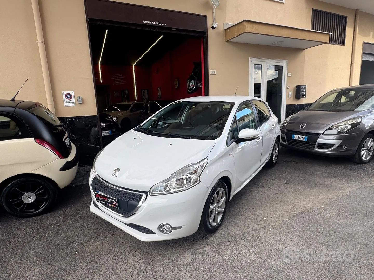 Peugeot 208 2015 photo 2