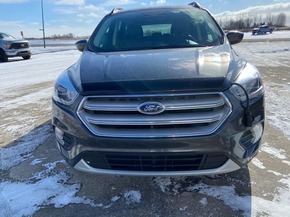 Ford Escape 2018 photo 2