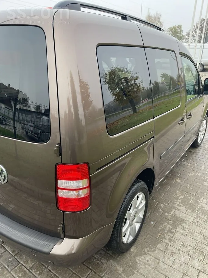 Volkswagen Caddy 2011 photo 4