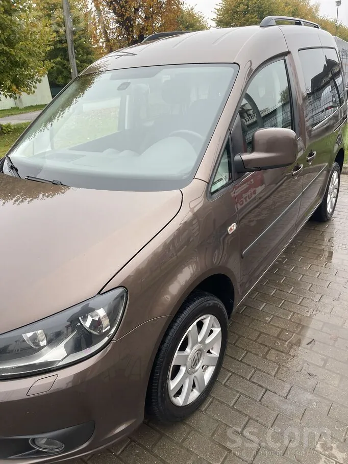 Volkswagen Caddy 2011 photo 2