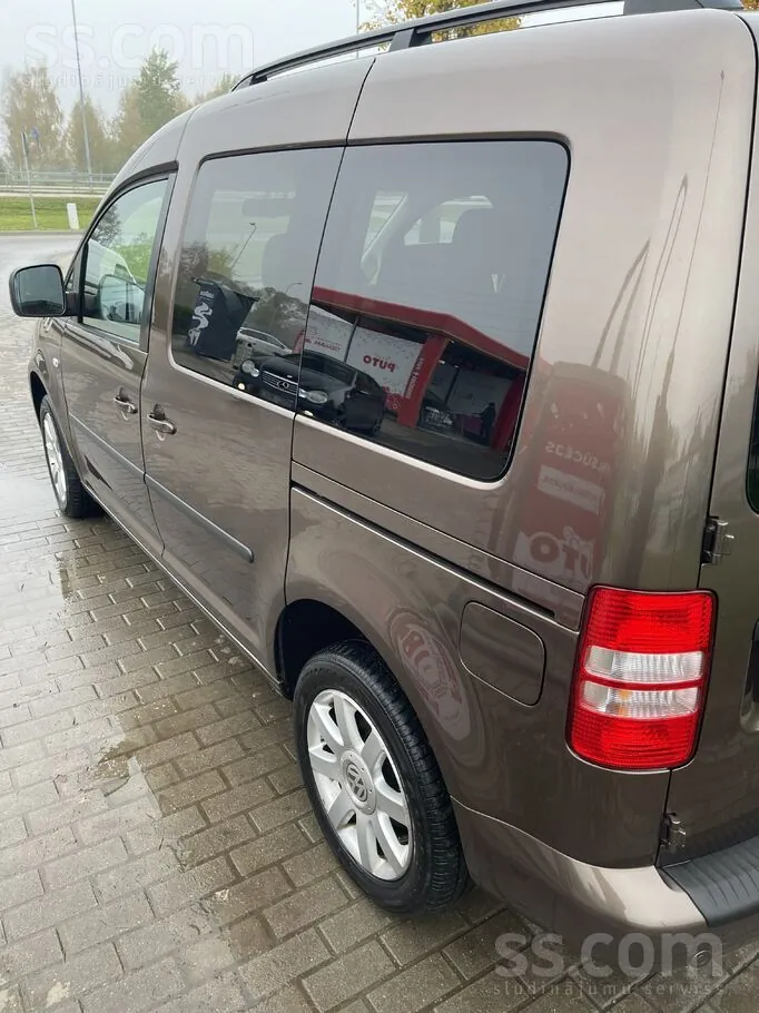 Volkswagen Caddy 2011 photo 5