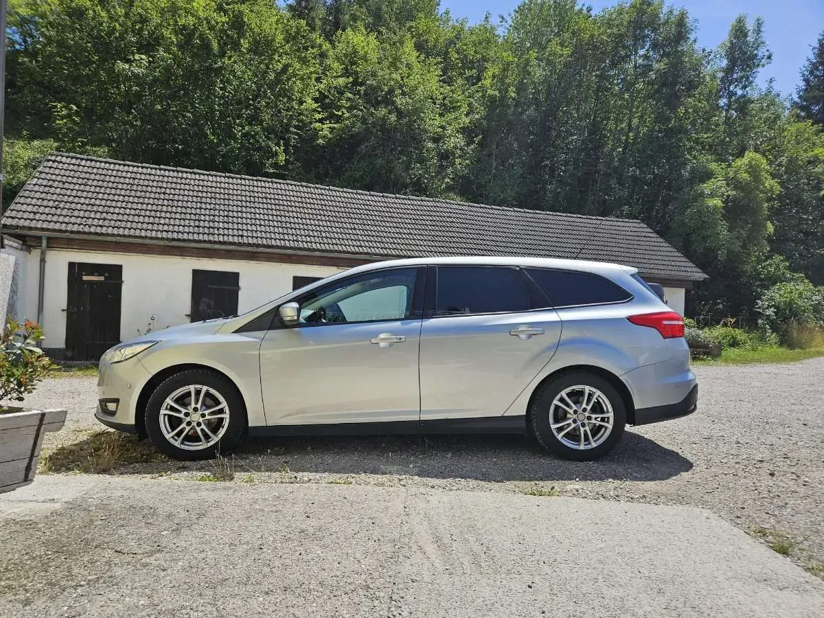 Ford Focus 2015 photo 3