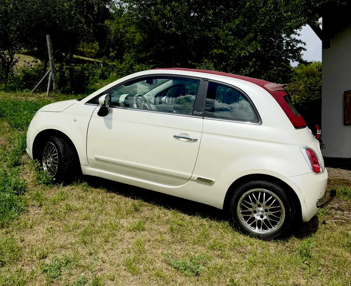 Fiat 500C 2010 photo 2