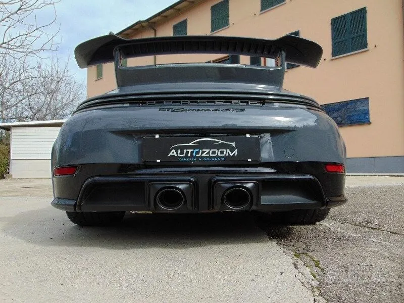 Porsche 911 2025 photo 4