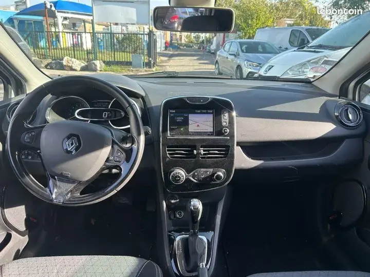 Renault Clio 2014 photo 3