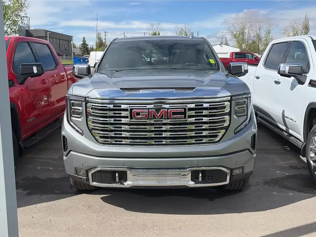 GMC Sierra 1500 2026 photo 2