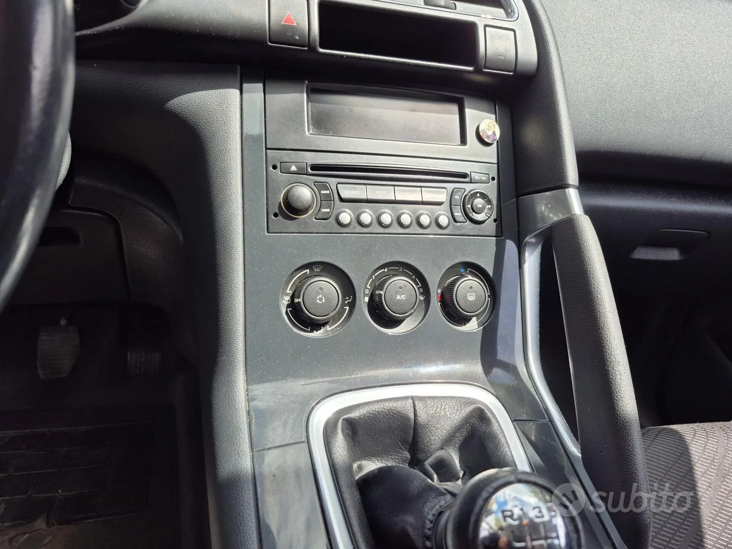 Peugeot 3008 2010 photo 3