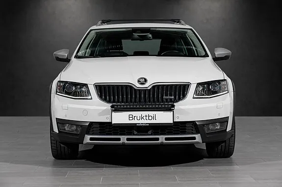 Skoda Octavia Scout 2016 photo 2