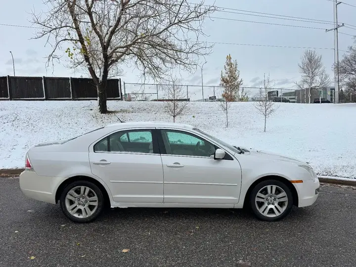 Ford Fusion 2009 photo 2
