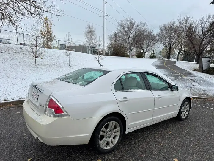 Ford Fusion 2009 photo 3