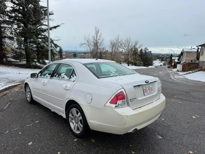 Ford Fusion 2009 photo 4
