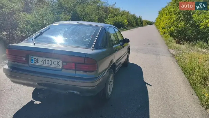 Mitsubishi Galant 1989 photo 3