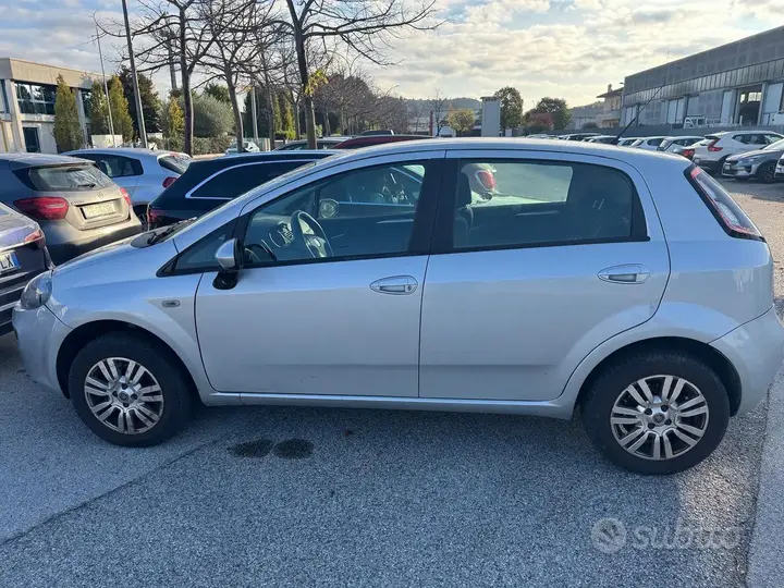 Fiat Punto 2014 photo 4