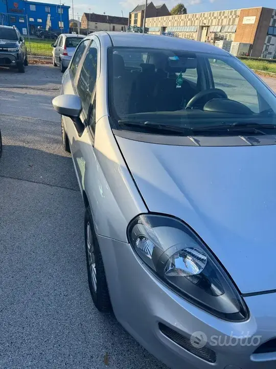 Fiat Punto 2014 photo 2