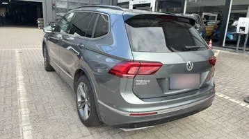 Volkswagen Tiguan 2021 photo 2