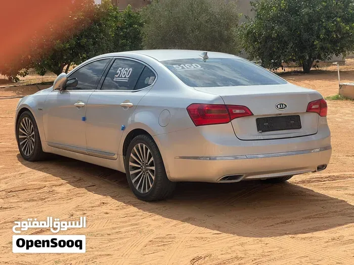 Kia Cadenza 2011 photo 2