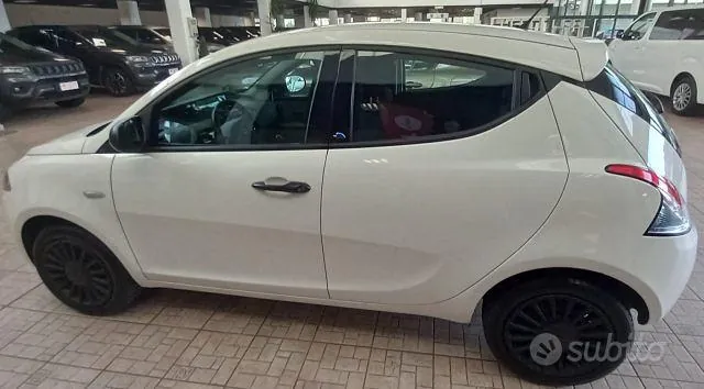 Lancia Ypsilon 2019 photo 4