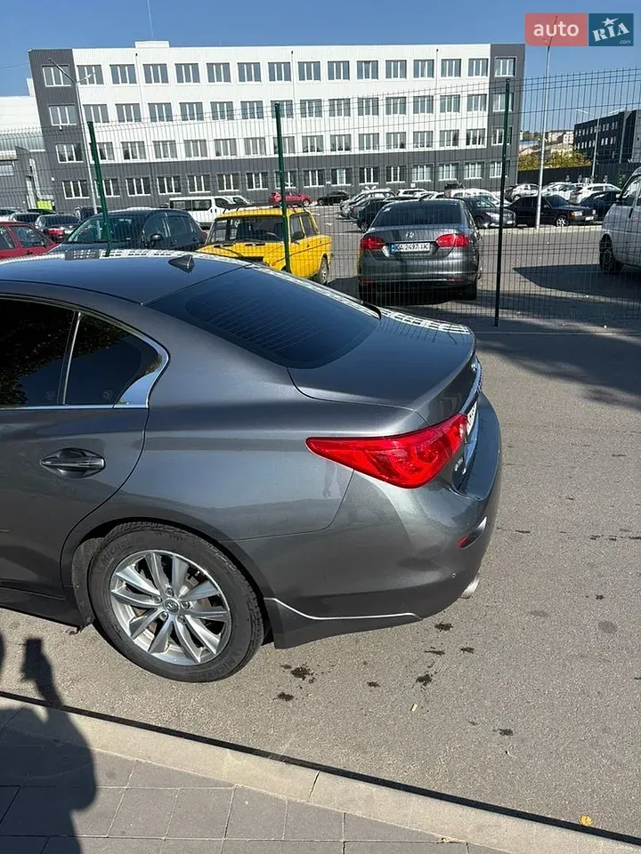 Infiniti Q50 2016 photo 3