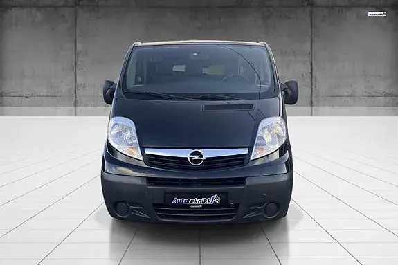Opel Vivaro 2011 photo 2