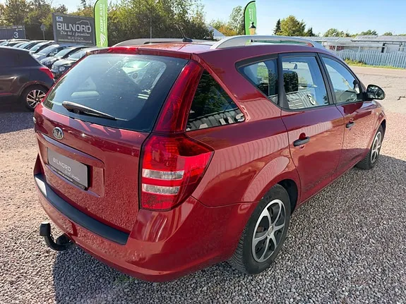 Kia Ceed 2009 photo 3