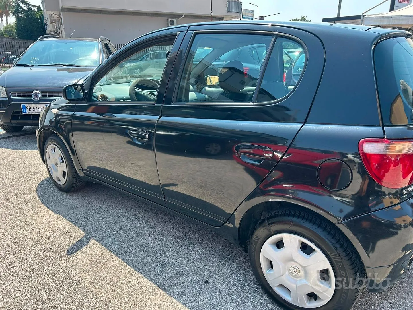 Toyota Yaris 2002 photo 4