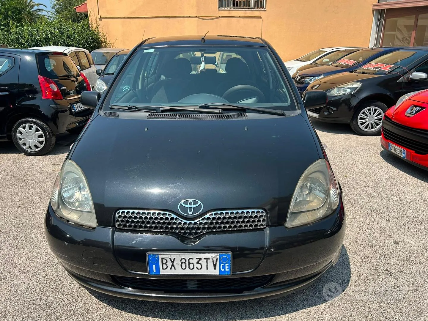 Toyota Yaris 2002 photo 2