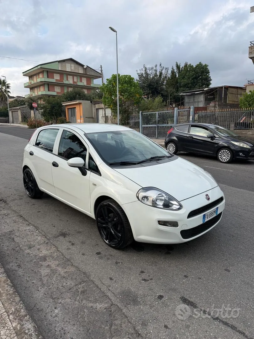 Fiat Punto 2015 photo 5