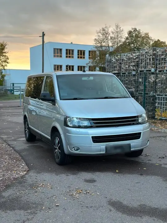 Volkswagen T5