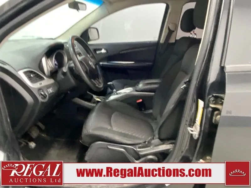 Dodge Journey 2012 photo 5