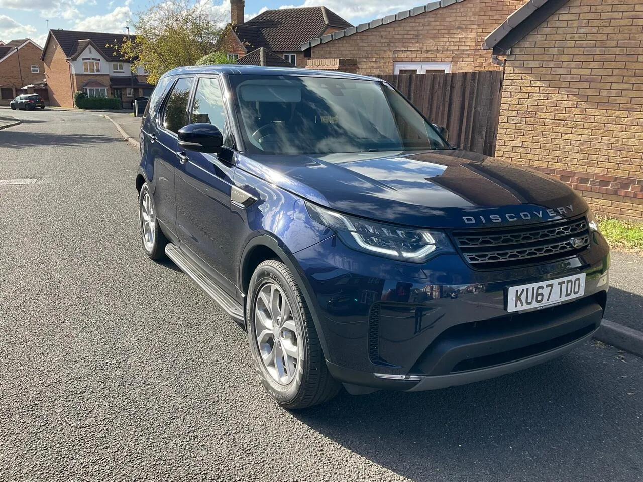 Land Rover Discovery 2017 photo 3