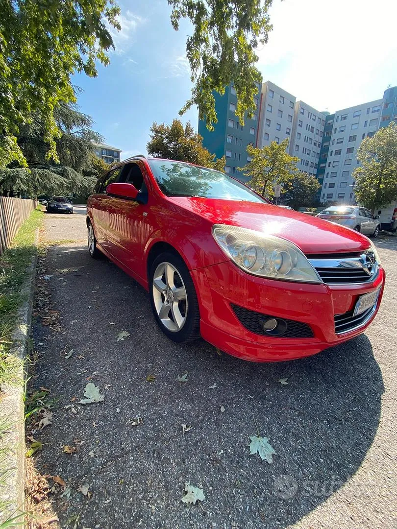 Opel Astra 2008 photo 2