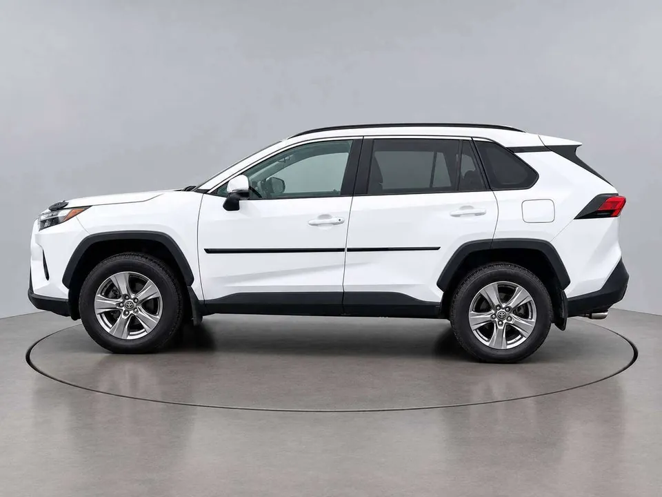 Toyota Rav4 2024 photo 2