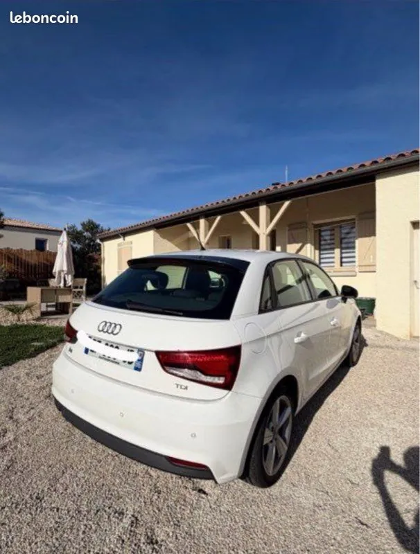 Audi A1 2016 photo 2