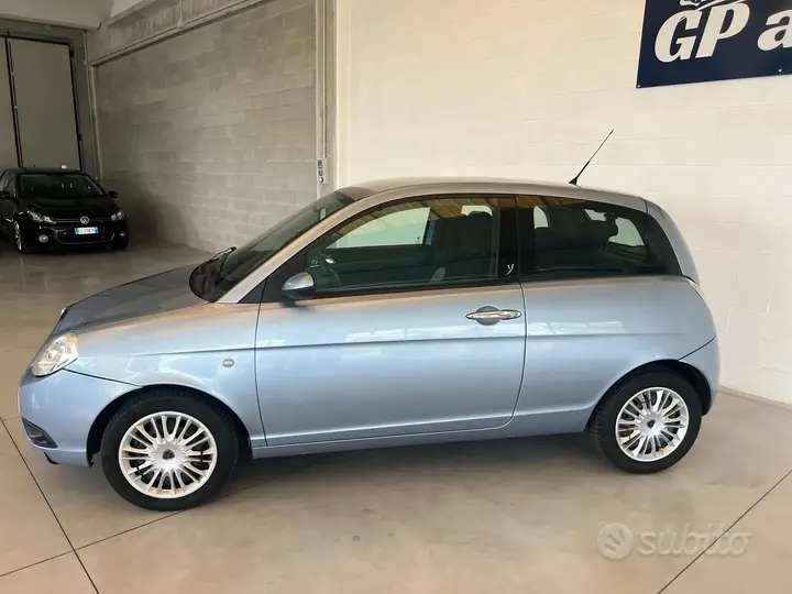 Lancia Ypsilon 2008 photo 3
