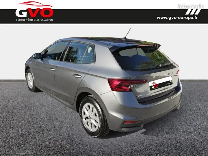 Skoda Fabia 2023 photo 2
