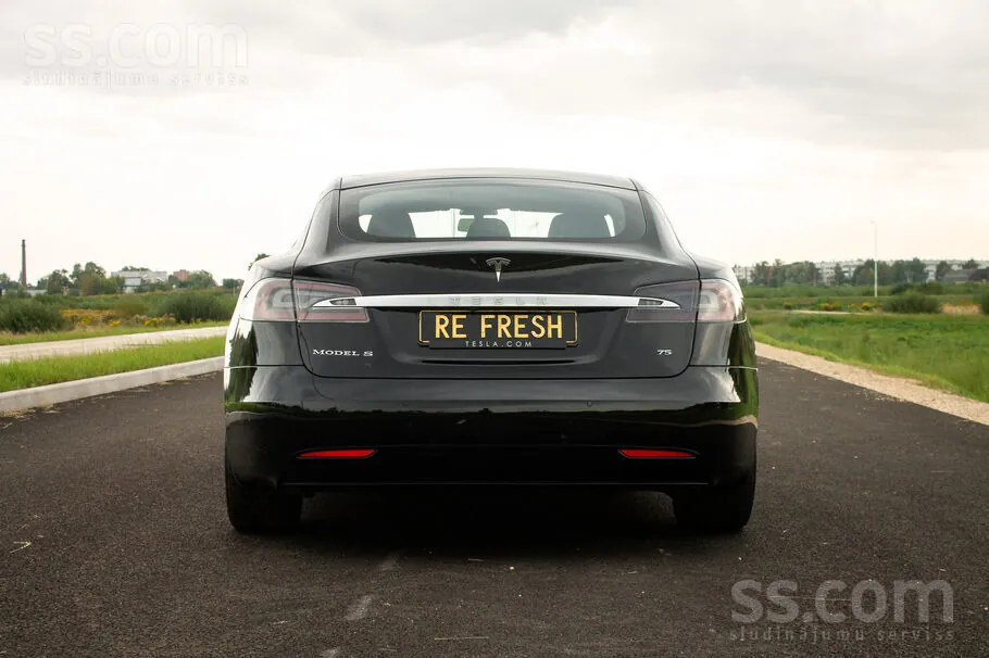 Tesla Model S 2017 photo 5