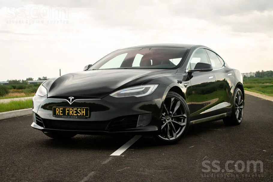 Tesla Model S 2017 photo 3