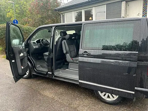 Volkswagen Multivan 2013 photo 5