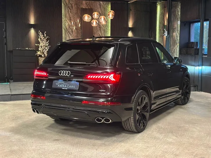 Audi Q7 2023 photo 2