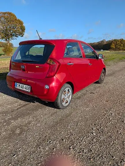 Kia Picanto 2013 photo 4
