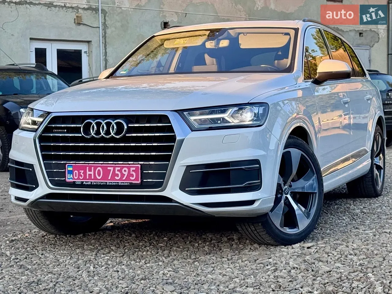 Audi Q7 2015 photo 4