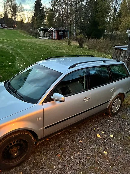 Volkswagen Passat 2003 photo 2