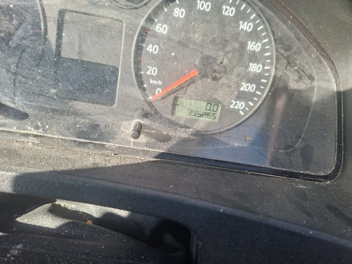 Volkswagen T5 2005 photo 3