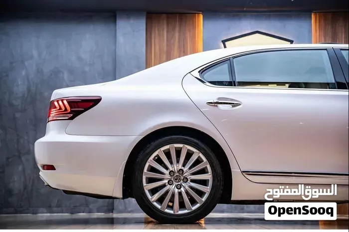 Lexus Ls 460 2016 photo 2