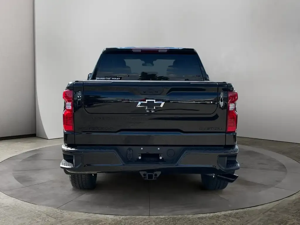 Chevrolet Silverado 1500 2026 photo 4