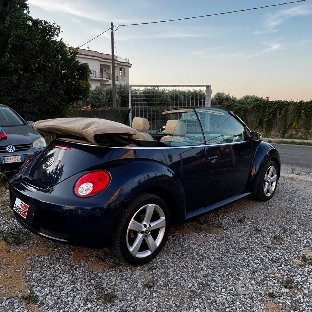 Volkswagen New Beetle 2008 photo 5