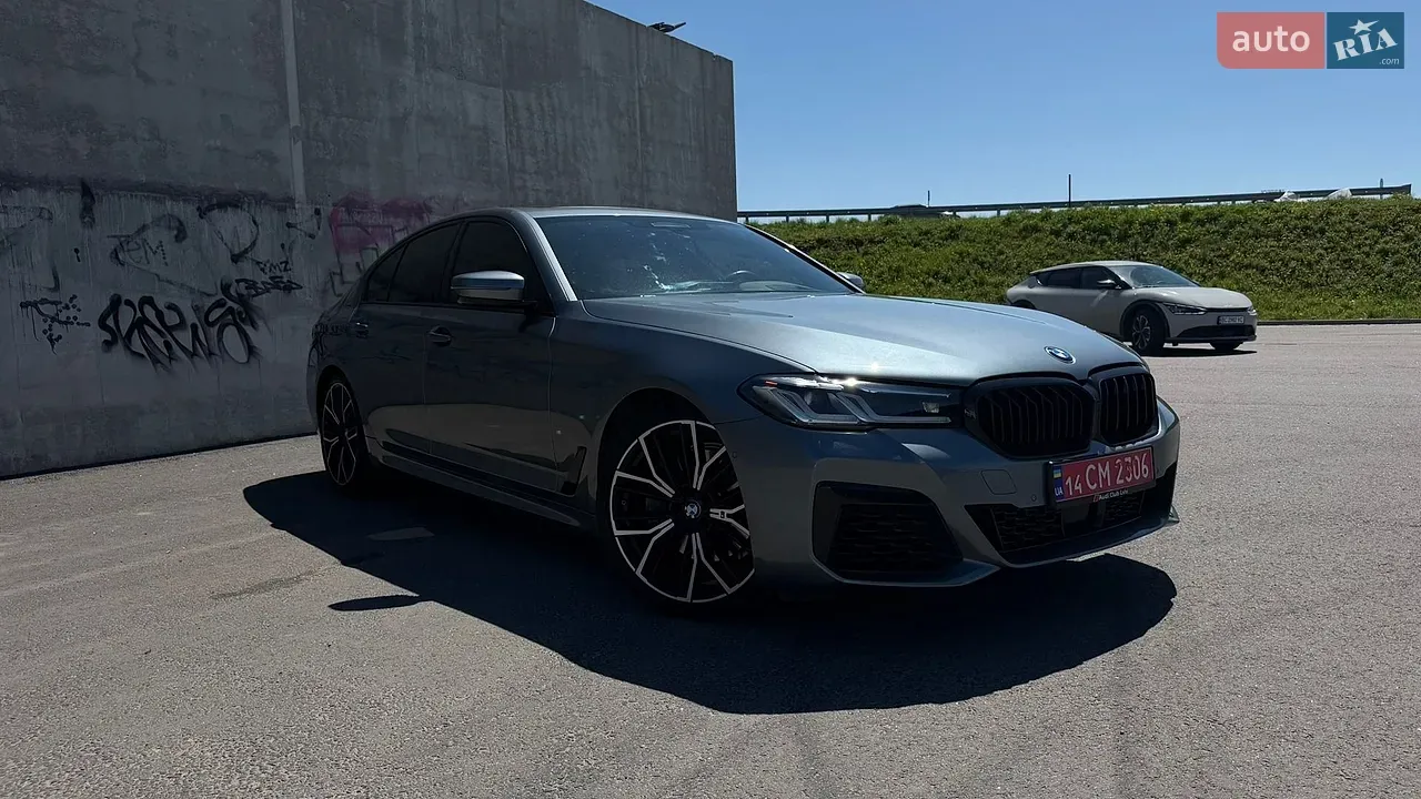 BMW 5 Series 2020 photo 3