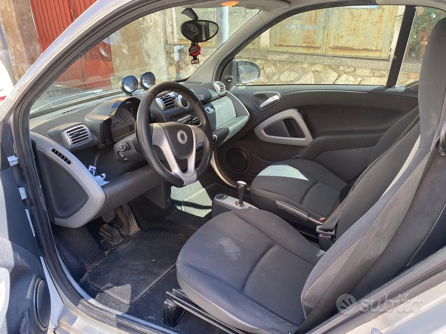 Smart Fortwo 2010 photo 3